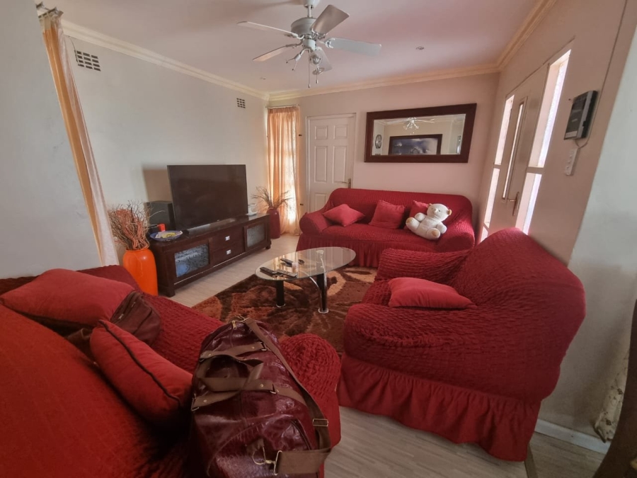 2 Bedroom Property for Sale in Mdantsane Nu 14 Eastern Cape